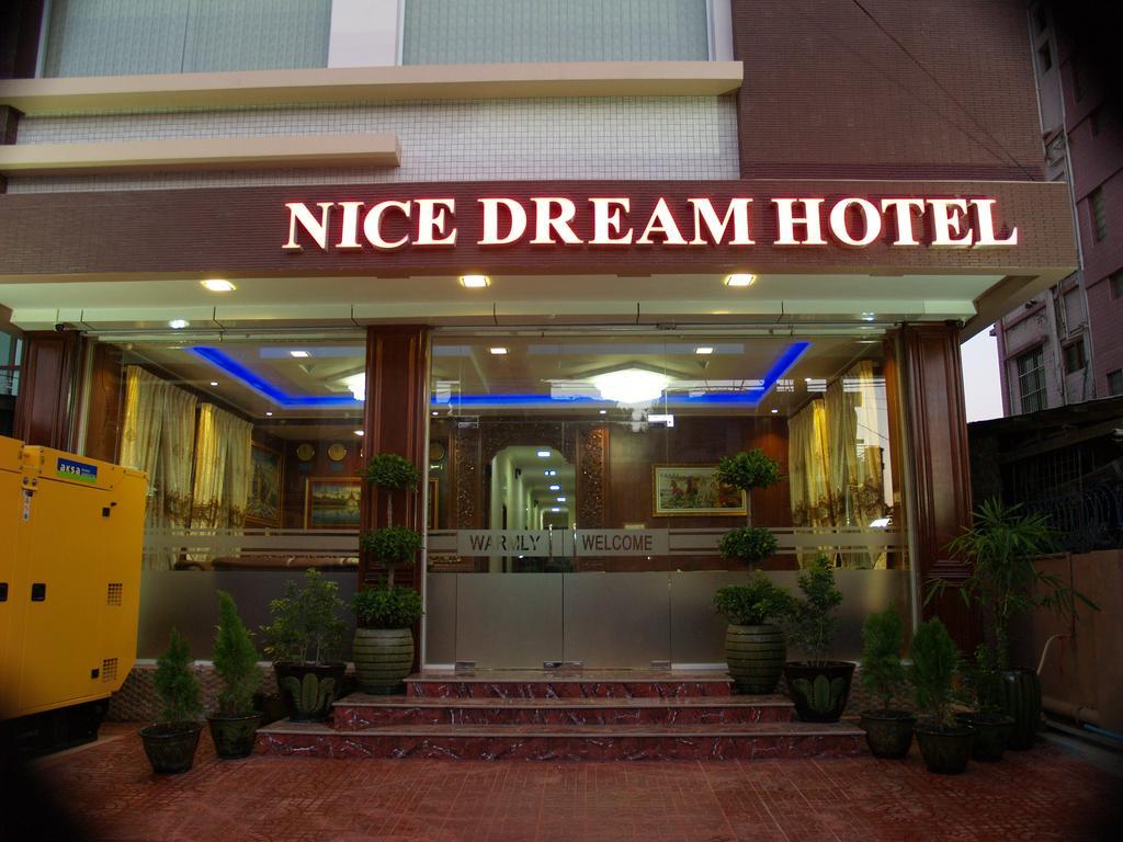 Nice Dream Hotel Mandalay Exterior foto
